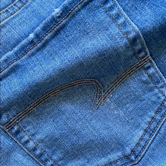 Time and Tru Classic Blue Jean Shorts - Picture 7 of 7